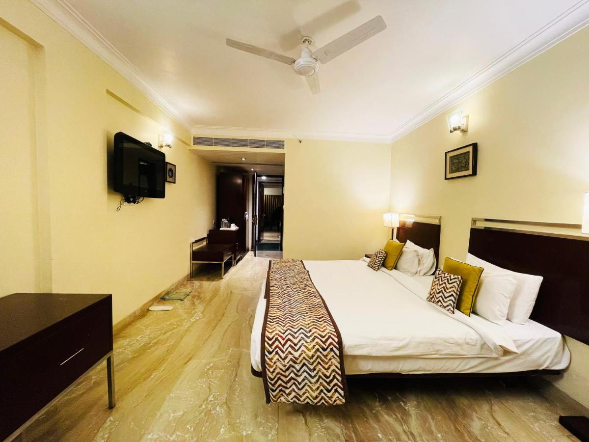 The Wall Street Beacon, Jaipur Bagian luar foto