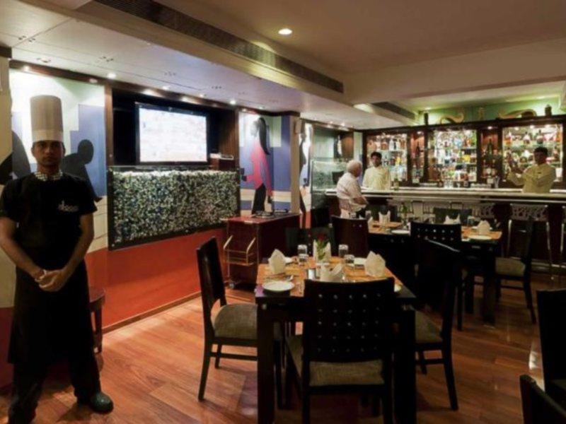 The Wall Street Beacon, Jaipur Bagian luar foto