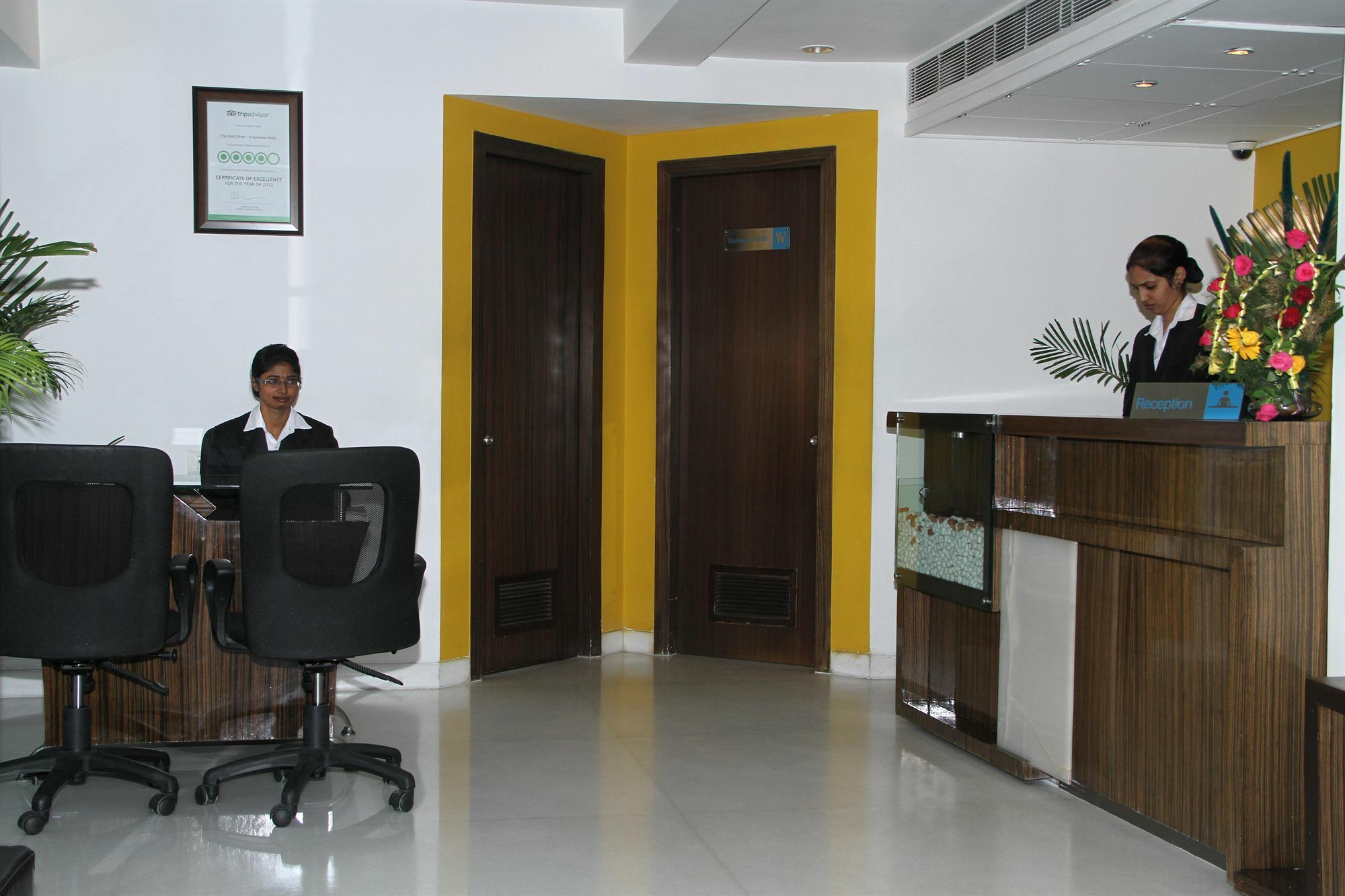 The Wall Street Beacon, Jaipur Bagian luar foto